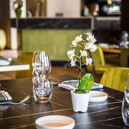 Western Le Relais Du Vigneron 3* וורטי