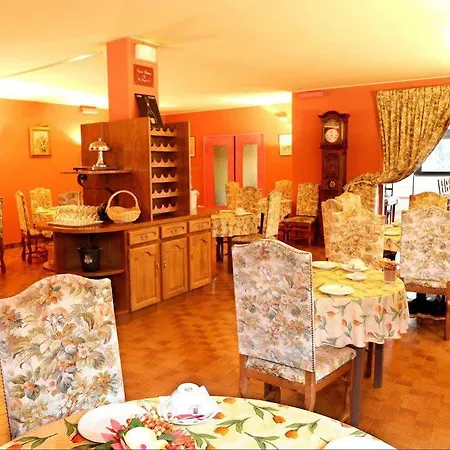Western Le Relais Du Vigneron Hotel 3*