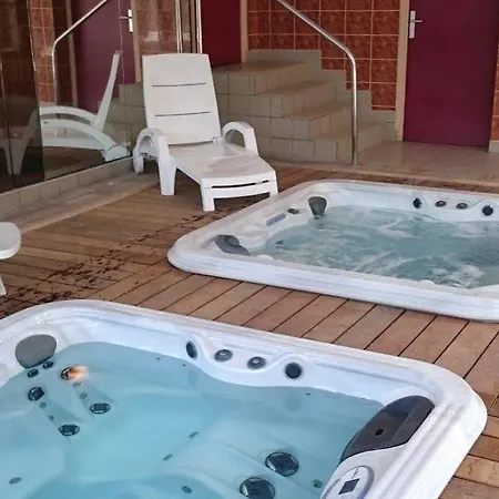 Western Le Relais Du Vigneron מלון וורטי