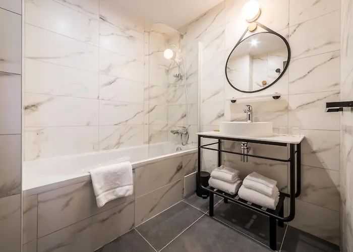 Western Le Relais Du Vigneron וורטי